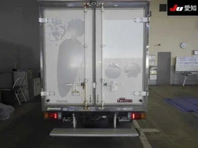 Mazda TITAN