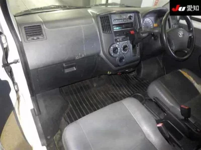 Toyota LiteAce Van