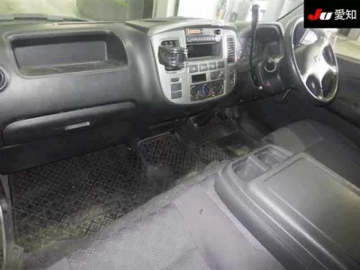 Nissan Caravan