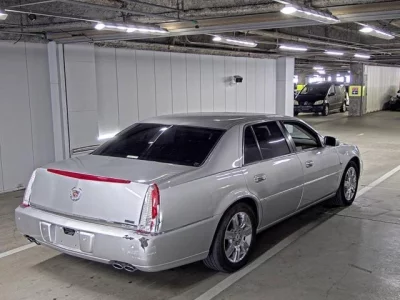 Cadillac DTS