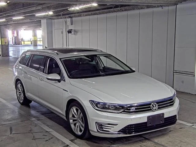 Volkswagen PASSAT GTE  с аукциона в Японии