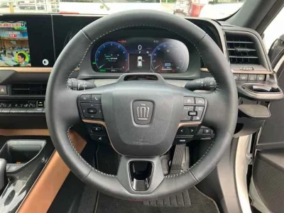 Toyota Crown Sport