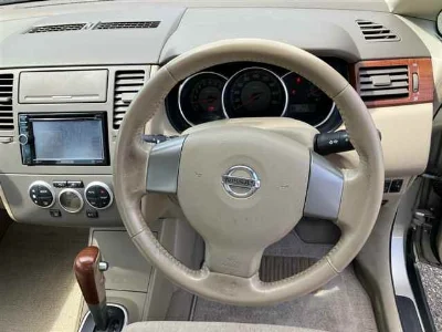 Nissan Tiida Latio