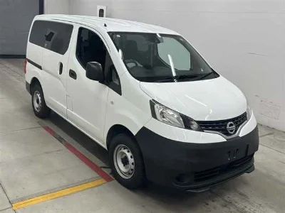 Nissan NV200 VANETTE VAN