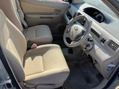 Toyota Raum