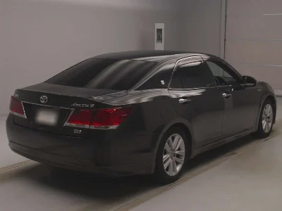 Toyota CROWN HYBRID