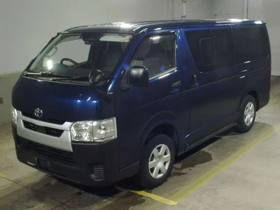 Toyota HiAce Van