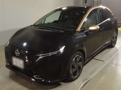Nissan Aura