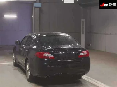 NISSAN FUGA
