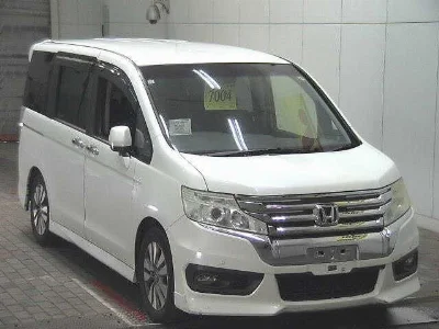 Honda STEPWGN SPADA