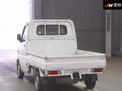 NISSAN CLIPPER TRUCK