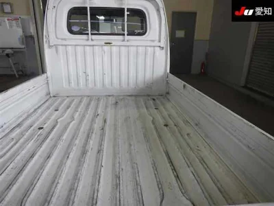 NISSAN CLIPPER TRUCK
