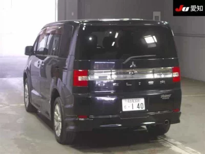 Mitsubishi DELICA D5