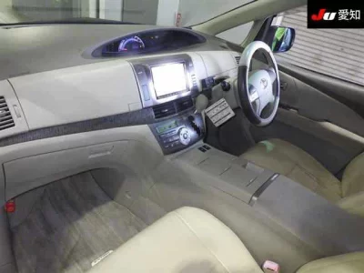 Toyota Estima Hybrid