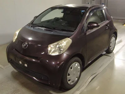 Toyota iQ