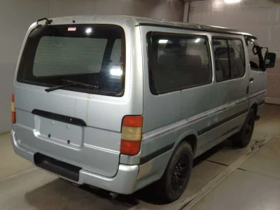 Toyota HiAce Van