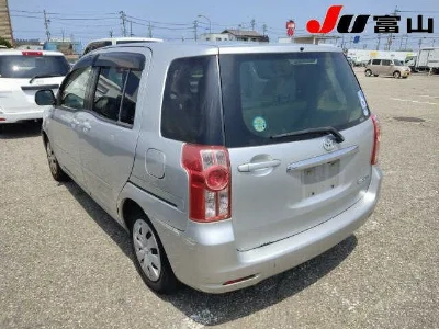 Toyota Raum