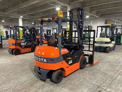 Toyota  FORKLIFT