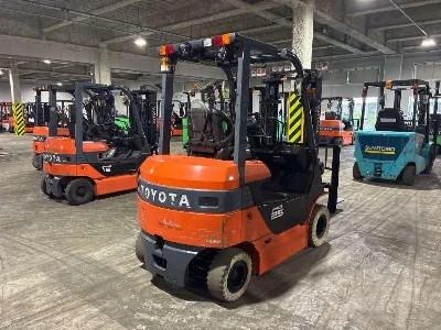 Toyota  FORKLIFT