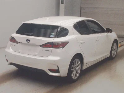 Lexus CT200h