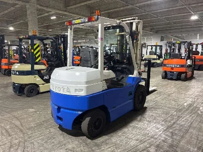 Toyota  FORKLIFT