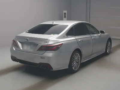 Toyota CROWN HYBRID