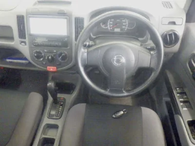 NISSAN AD VAN