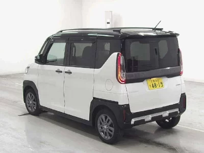 Mitsubishi Delica Mini