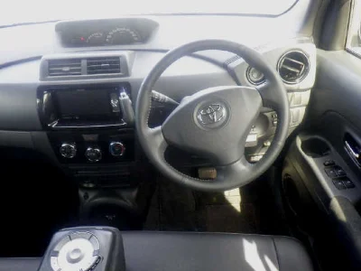 Toyota bB