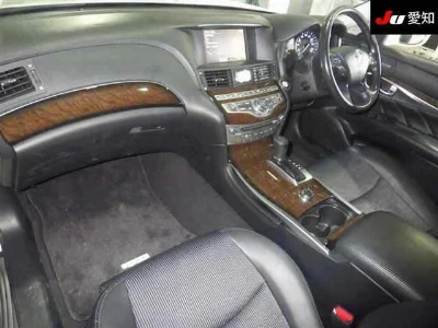NISSAN FUGA