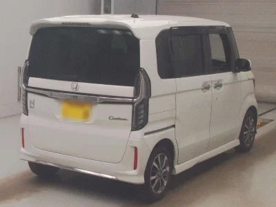 Honda N BOX CUSTOM