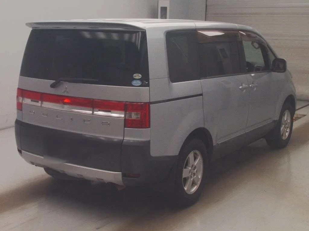 Mitsubishi Delica D:5  с аукциона в Японии