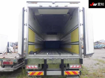 NISSAN DIESEL (UD) QUON