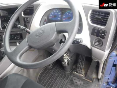 NISSAN DIESEL (UD) QUON