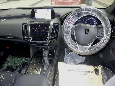 Статистика аукционов Toyota Crown