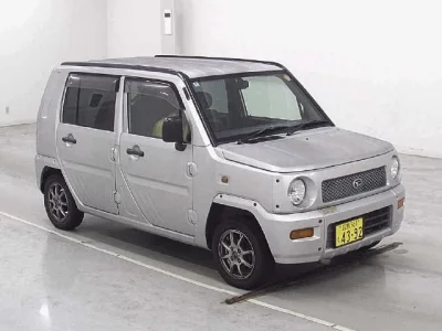 Daihatsu Naked