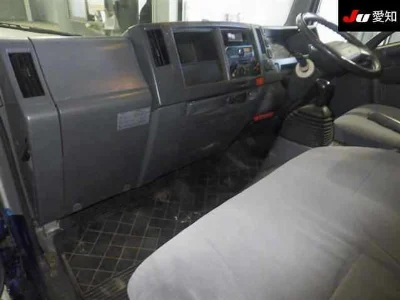 Mazda TITAN