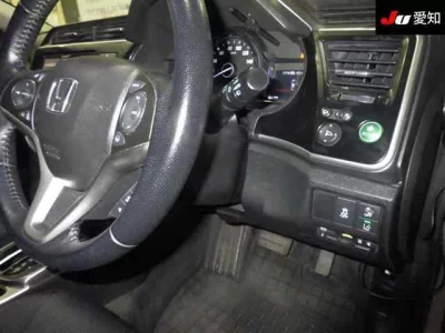Honda Grace