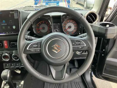 Suzuki JIMNY NOMADE