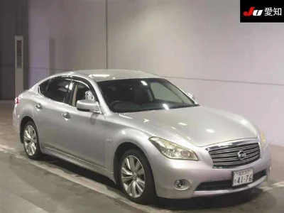 NISSAN FUGA