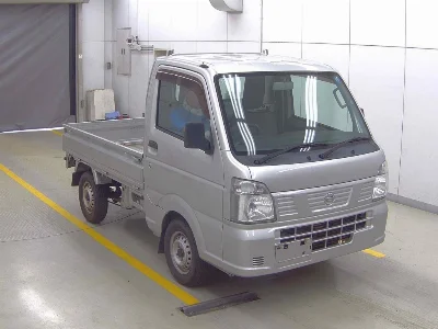 Nissan NT100 Clipper
