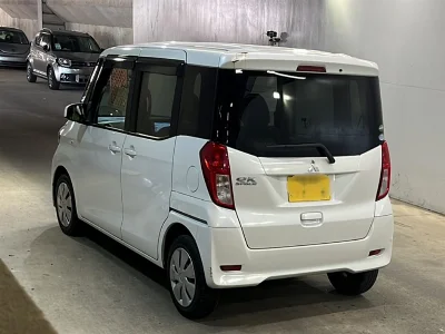 Mitsubishi EK X SPACE