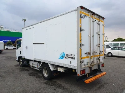 Isuzu Elf