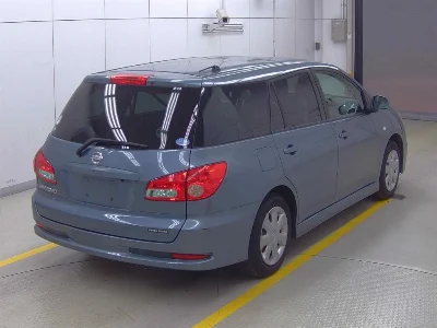 Nissan WINGROAD