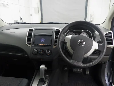 Nissan WINGROAD