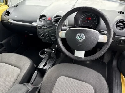 Volkswagen New Beetle