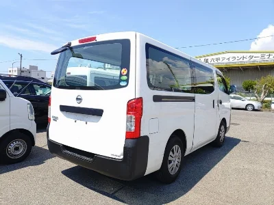 NISSAN NV350 CARAVAN