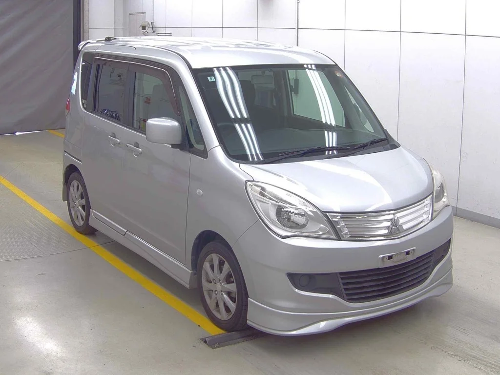 Mitsubishi Delica D:2  с аукциона в Японии