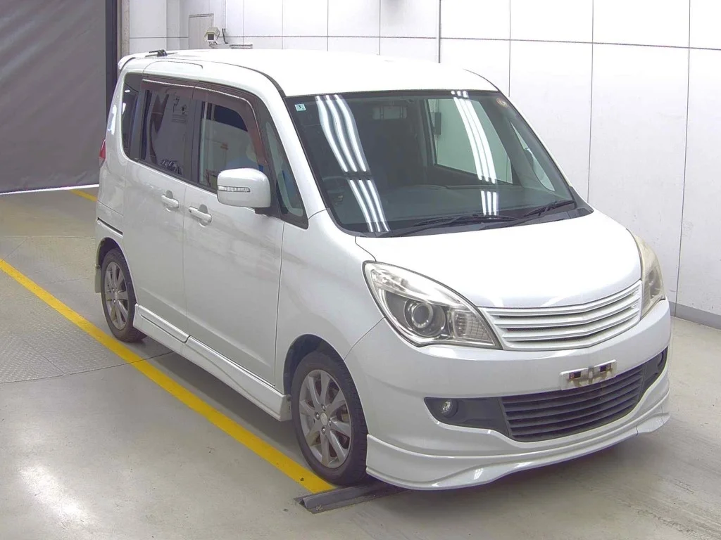 Mitsubishi Delica D:2  с аукциона в Японии