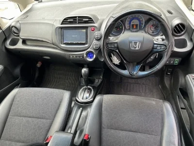 Honda FIT SHUTTLE HYBRID